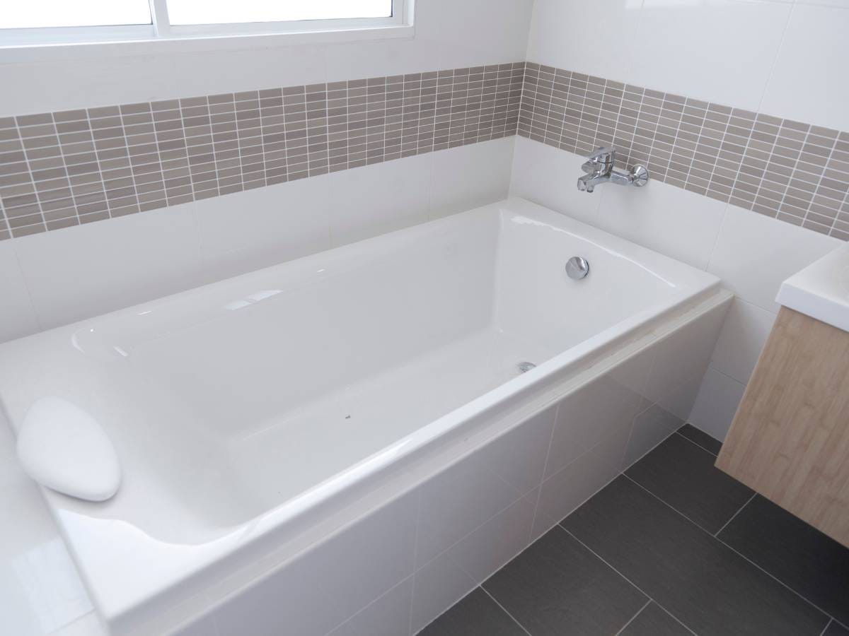 bathtub manufacturers in uae 12 7 Best Bathtub Manufacturers in UAE 12