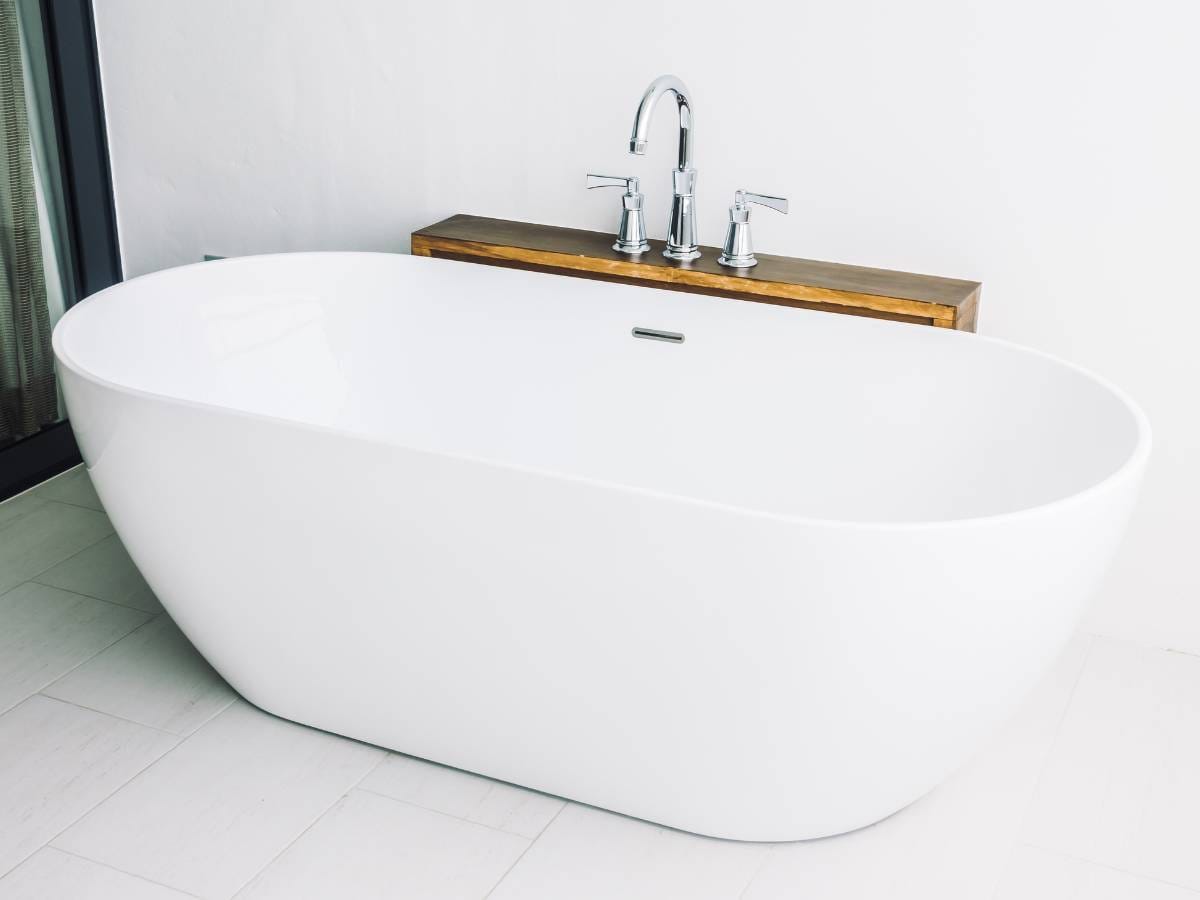 Les 6 meilleures marques de baignoires : Les 8 marques de baignoires à connaître