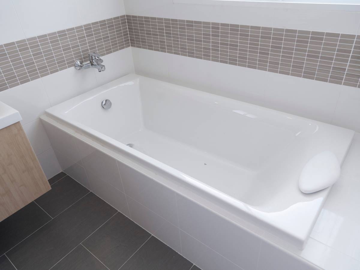 how to identify bathtub manufacturer 5 How To Identify Bathtub Manufacturers? 5