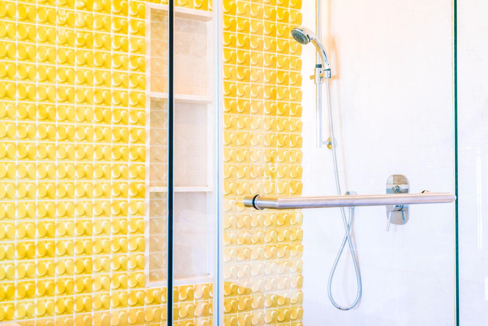 02 1 ¿Cuál es el mejor material para las paredes de la ducha? Una guía completa para diseñadores y contratistas ¿Cuál es el mejor material para las paredes de la ducha? - Una guía completa para diseñadores y contratistas 4